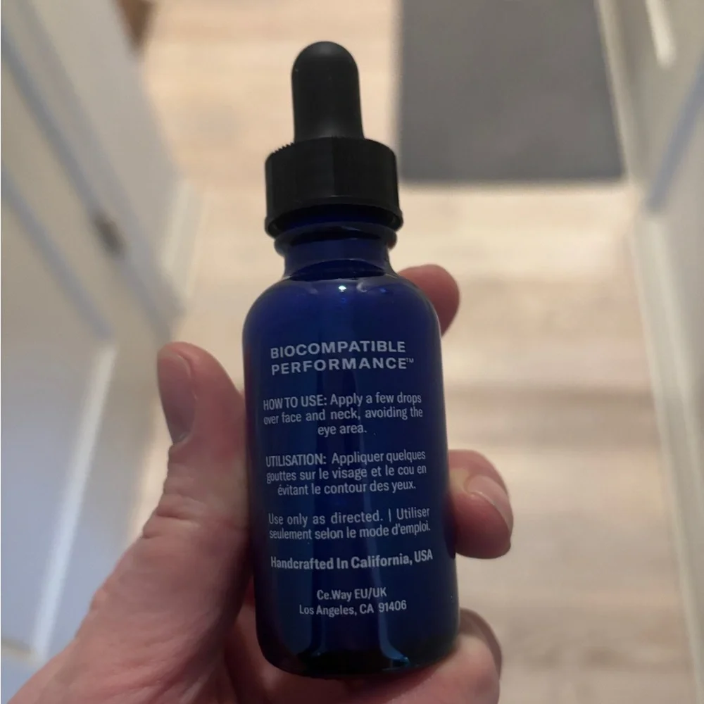 Odacite Clarifying Serum salicylic + hyaluronic acid